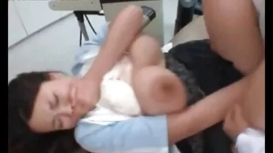 లిల్ బెల్లా బెల్లా శృంగార పరిశ్రమ యొక్క మాస్టోడోన్లను ఫక్ తెలుగు సెక్సీ వీడియోస్ చేస్తుంది.